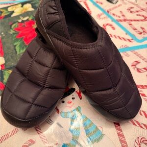 Cozy Black Quilted Women's Slippers